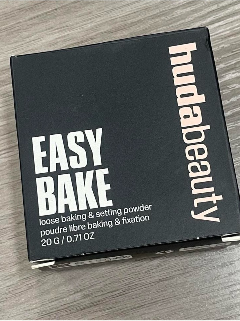 Huda Beauty Easy Bake Loose Baking & Setting Powder in Ube Birthday Cake